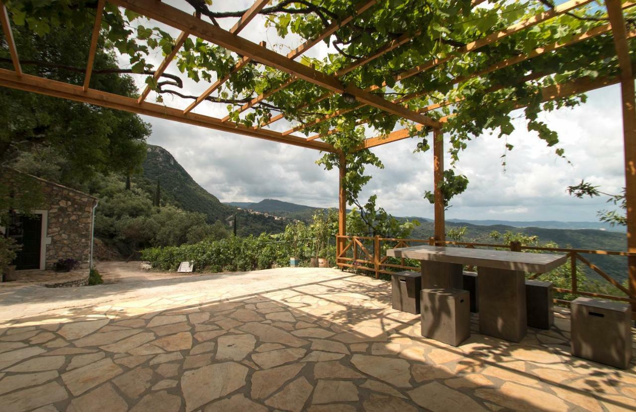 Castelli Olive Press Guest House Ахарави Екстериор снимка